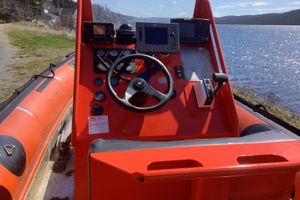 1999 Zodiac 740 Hurricane